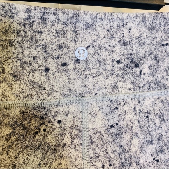 Lululemon Align 28” Leggings Size 8 - Picture 4 of 4